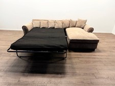 Taylor Right Hand Corner