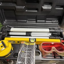 Laser Level Spirit Level Cross Line Measuring & Stand + Case See Photos