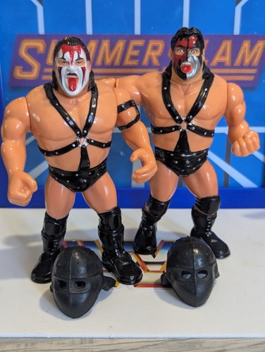 Wwf hasbro demolition masks - wwf,