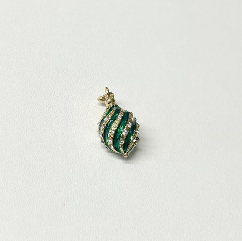Signed 9ct gold plated green - signed,