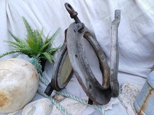 Heavy antique brass ships - heavy,