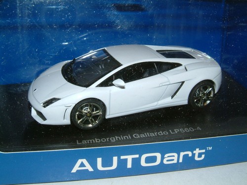 Autoart lamborghini - 1/43,