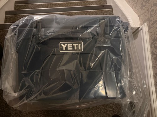 Authentic yeti tundra 35 - yeti,