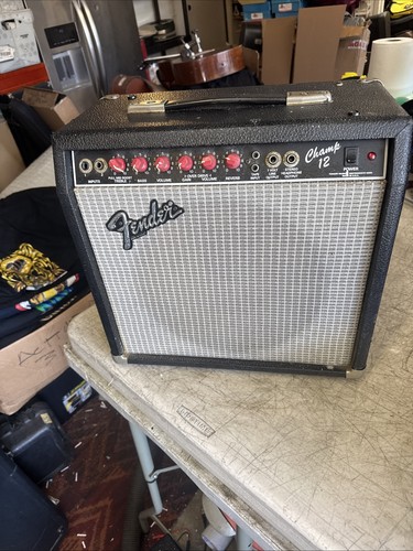 Fender champ red knob - fender,
