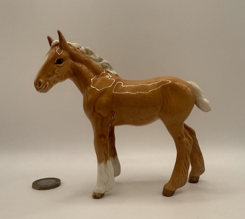 Beswick palomino shire - palomino, foal