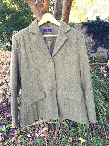Hacking jacket ladies size - , 16