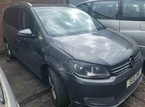 Volkswagen touran breaking - volkswagen,