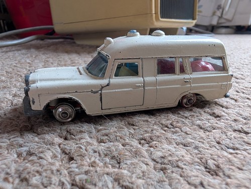Matchbox king size mercedes - matchbox, king-size