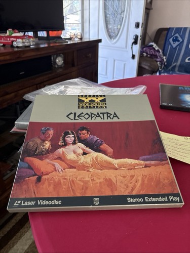Cleopatra laserdisc special - cleopatra,