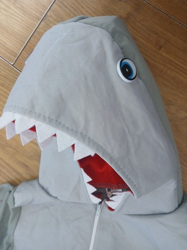 Shark costume dress - up, 5