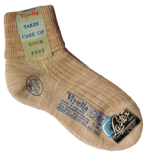 Vintage childrens ribbed socks