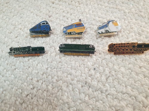 Vintage 70s lapel train - 70s, "train"