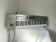 KORG TRITON Le 61 Key Music