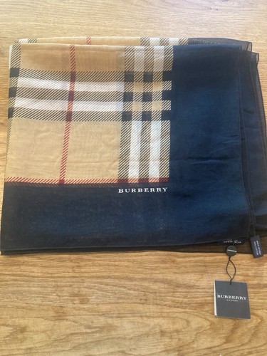 Authentic burberry novacheck - authentic,