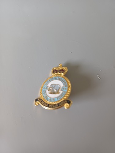 Small enamel gold collectable - small,