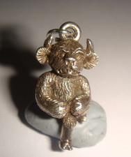 LOVELY ANTIQUE SOLID STERLING SILVER LINCOLN IMP CHARM