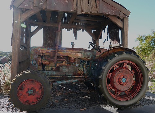 Universal hobbies fordson - hobbies,