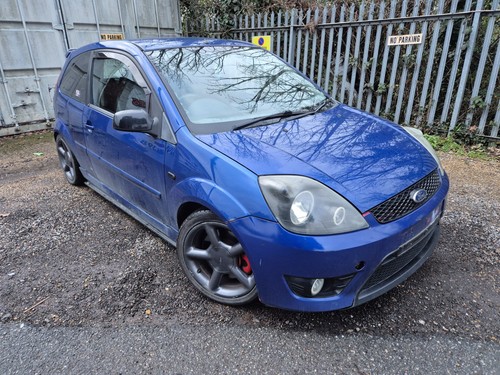 Ford fiesta 150 mk6 - 150,