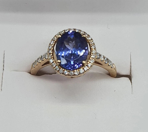 Oval cut natural - oval,