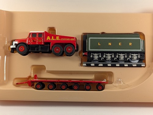 Corgi trackside dg198008 - trackside,