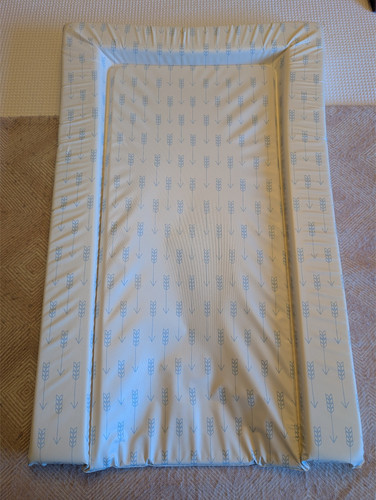 Boots blue white pattern