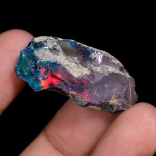 Black Opal Rough 24.00 Cts