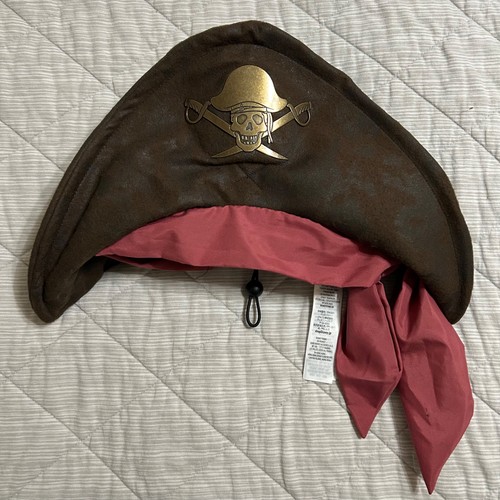 Nwt adult disney parks pirates - disney,