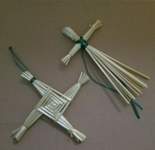 Brigids cross doll straw - brigids,