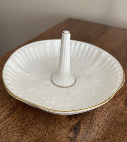 Aynsley camellia fine bone - camellia,