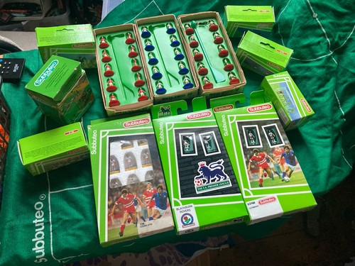 Mixed subbuteo lot - mixed,