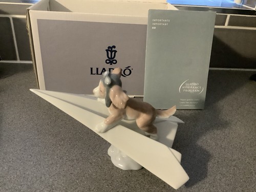 Lladro figurine called lets - lladro,