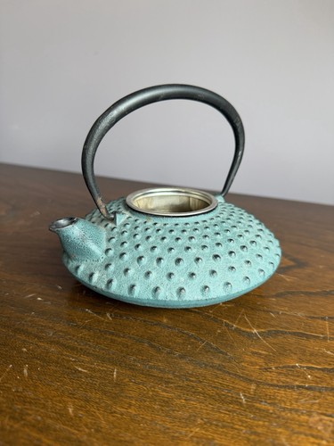 Light blue cast iron oriental - blue,