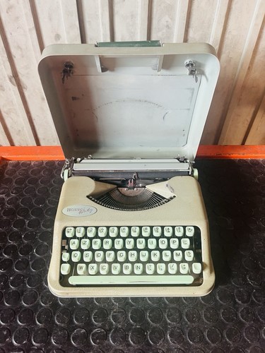 Vintage hermes baby typewriter - hermes,