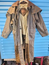 Rare Vintage Oilskins of the Outback Early Era Outback Trading    17″ Arm Cut