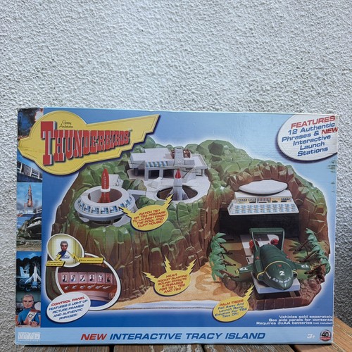 Thunderbirds tracy island - tracy,