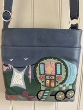 Ciccia Cat Gypsey Caravan