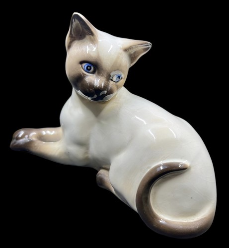 Vintage beswick resting - beswick,