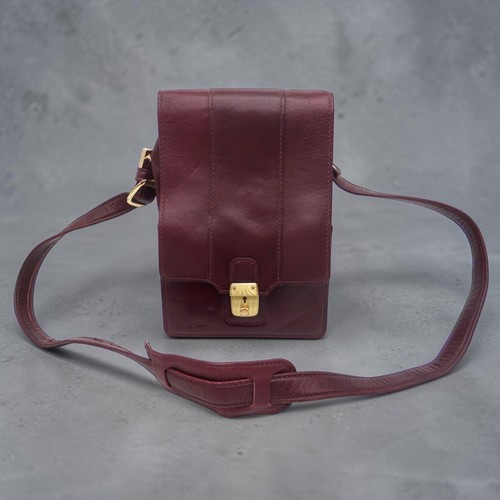 Minolta shoulder case cle - minolta,