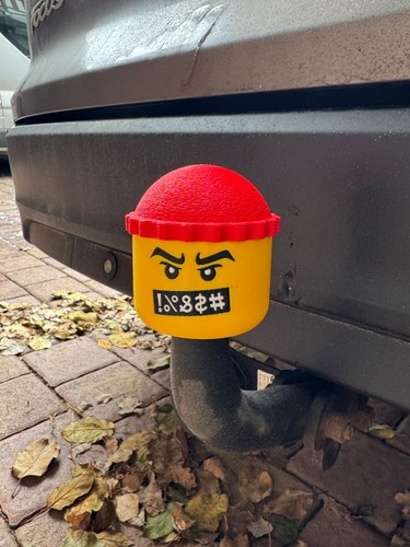 Angry head tow - head,