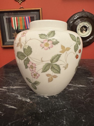 Vintage wedgwood bone - bone, china