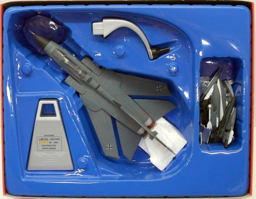 Corgi scale aa33608 - corgi,