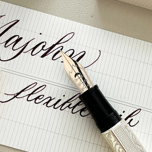 Soft flex nib grip - nib,