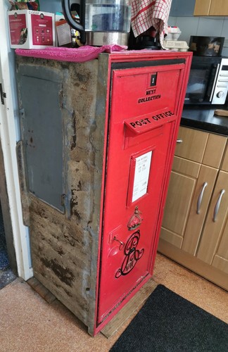 Post box royal - royal, genuine