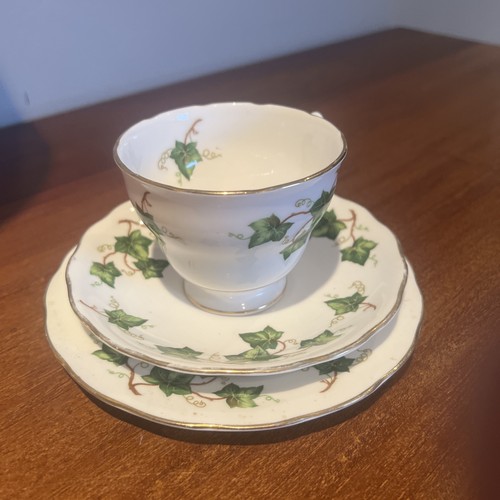 Colclough bone china ivy - bone,