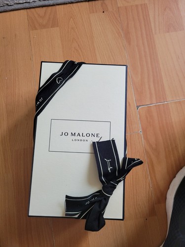 Malone gift box - jo, and