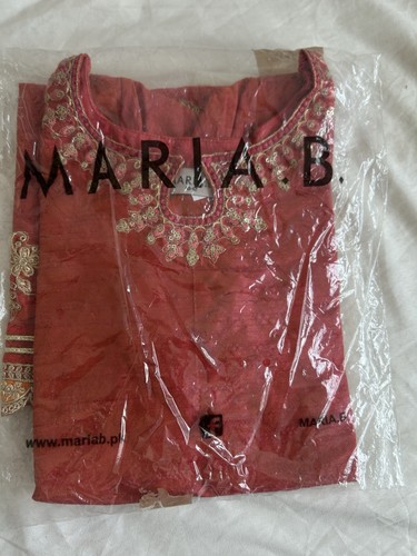 Maria - , b