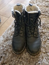 Dr. Martens Black 1460 Serena