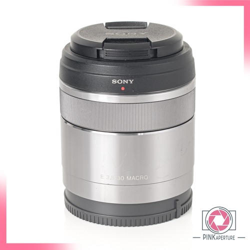 Sony 30mm macro - e,