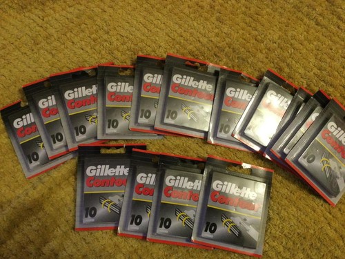 Gillette contour shaving - contour,