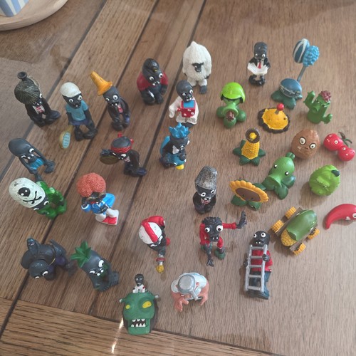 32x plants zombies pvc - 32x,